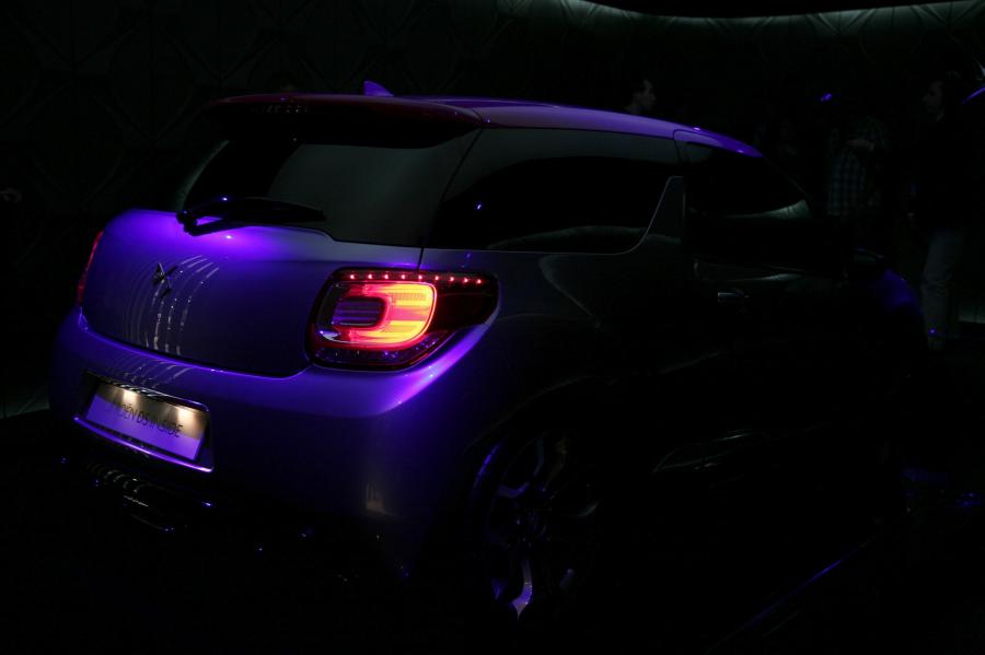  Citroen DS3 Inside Concept 2009 года  (фото 34 из 122)